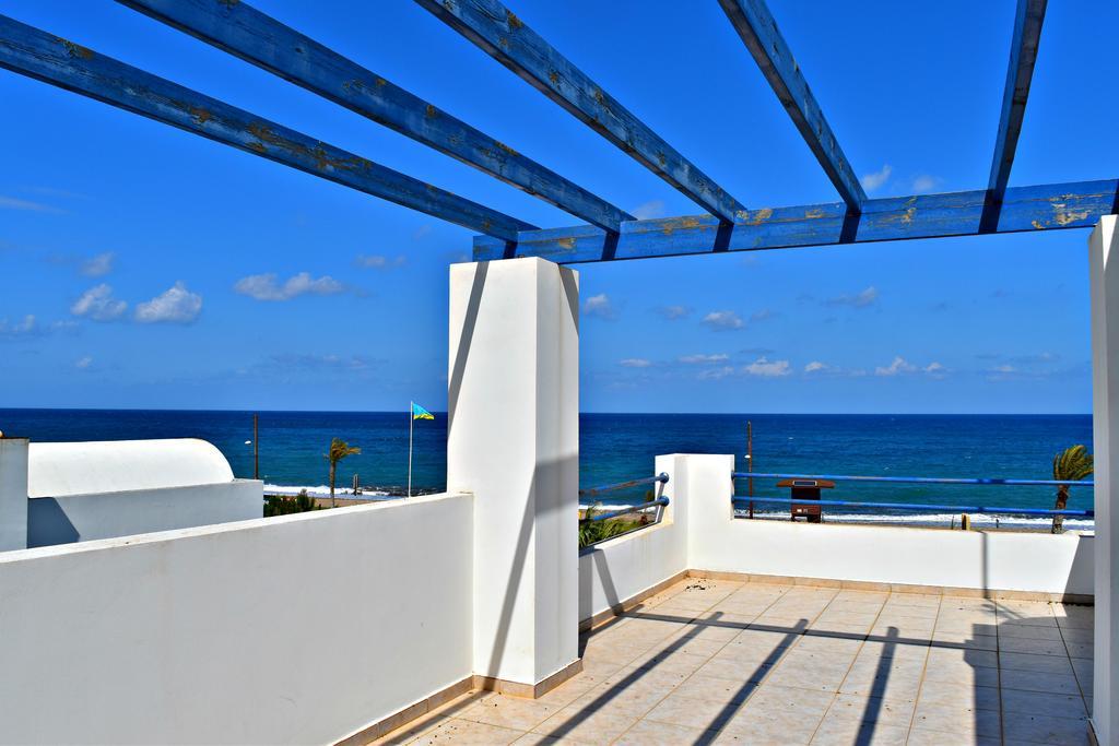 Вілла Latchi Front - Private Heated Pool - Amazing Uninterrupted Sea Views Polis